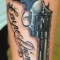 Tattoo Realistic Waffe_Gun.jpg